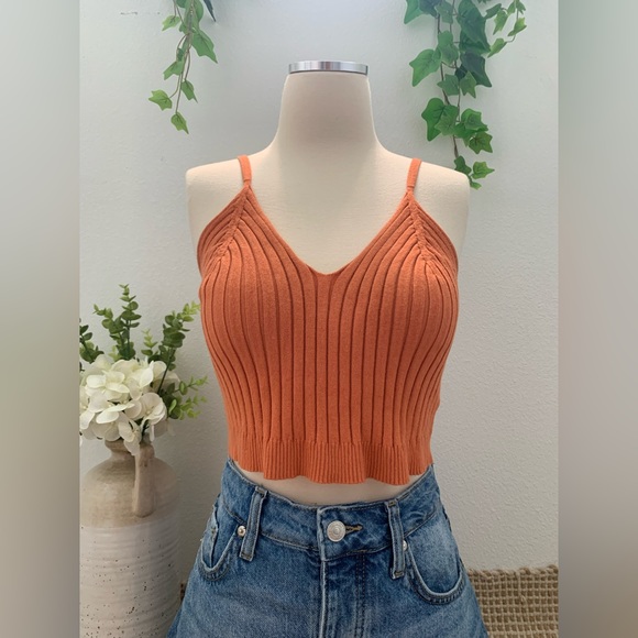 Ribbed Knit Ultra Stretch Cropped Cami Tank - Orange - Picture 6 of 11